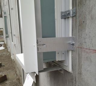 réalisation Fixation précadre en kit-53-3