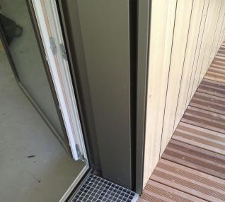 réalisation Entourage de baie sur bardage bois ou enduit-33-8